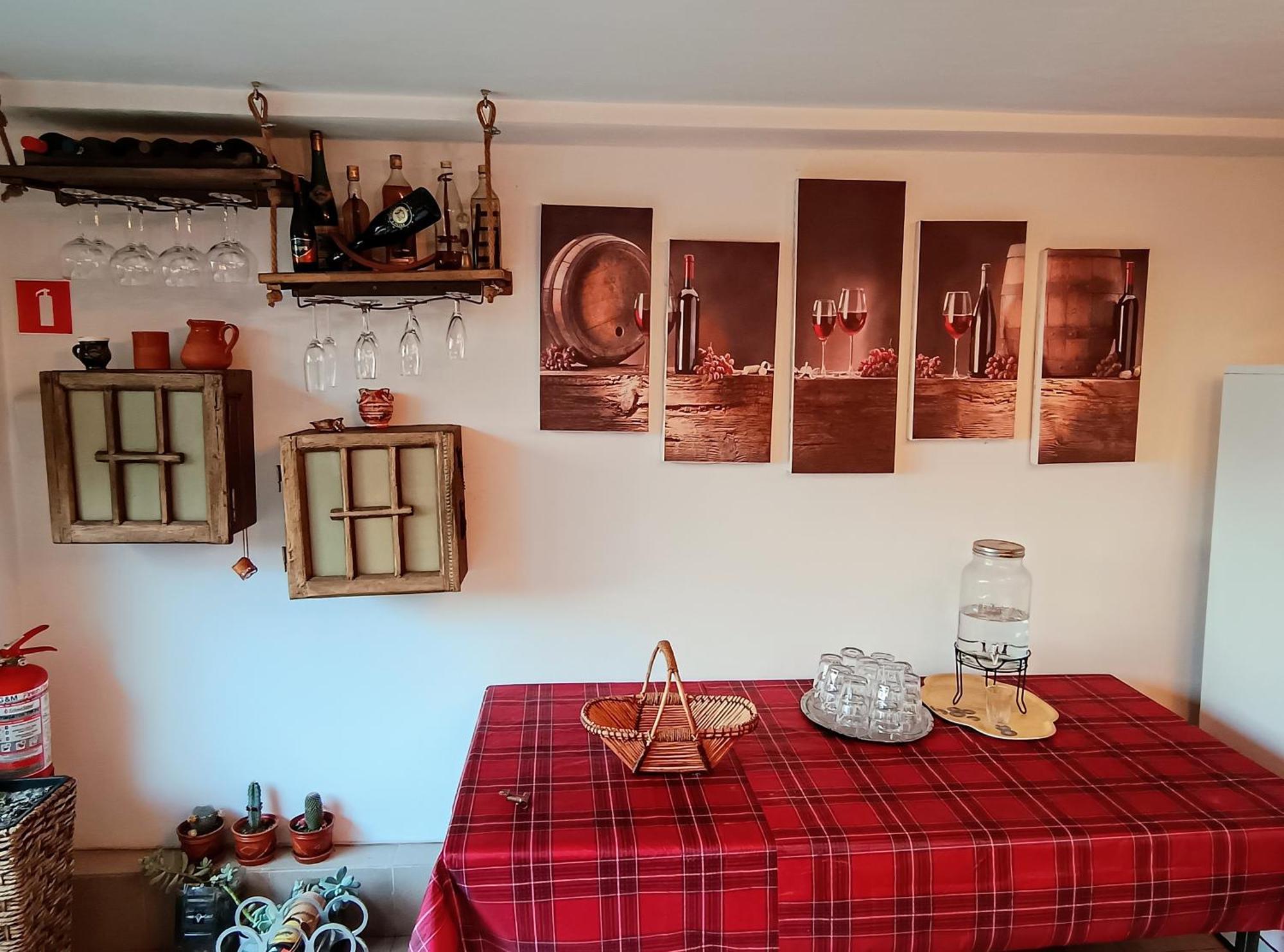 De Inchiriat La Mini-hôtel